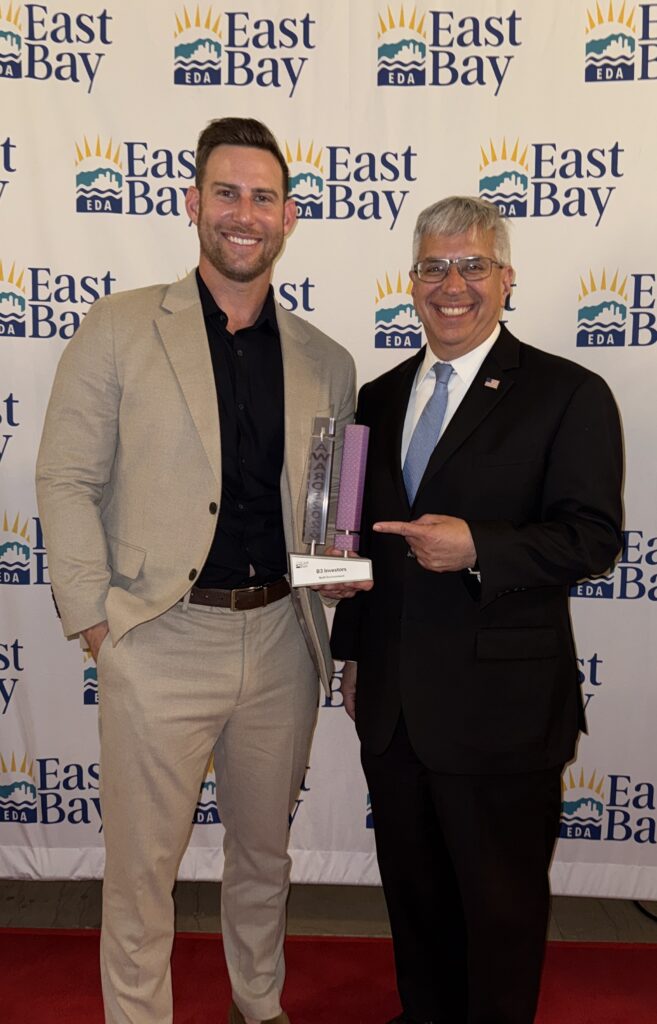 Photo of Sean Martin (B3 Investors) and Mayor Juan González III (City of San Leandro) with Innovation Award